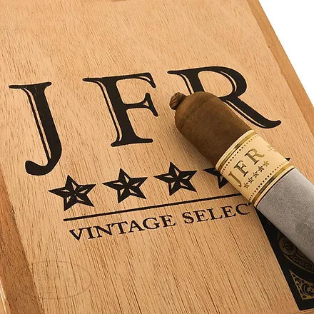 JFR Connecticut SUPER TORO - 6 1/2 x 52 (Box of 50)